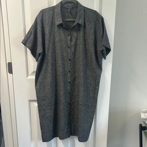 Eileen Fisher button front collared shirt dress size Med Black & white
